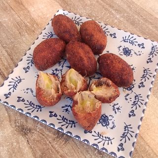 Croquetas de cochinillo con manzana 