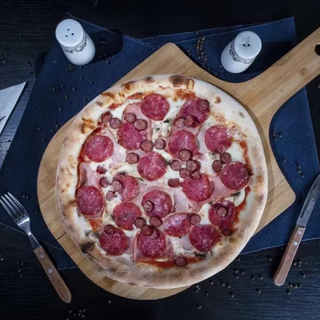 Pizza Lazarini