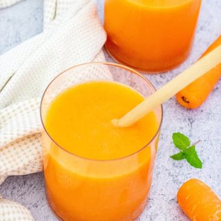 Smothie Zanahoria, Manzana, Naranja Y Jenjibre