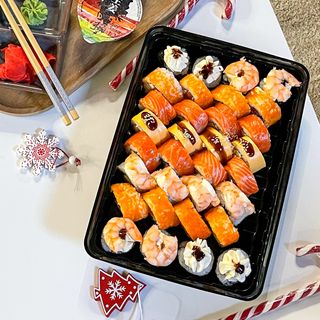 Новорічний сет 2 (1100г.)