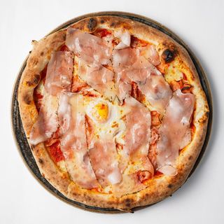 Pizza Ham and eggs