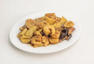 56.Gambas Con Bambú Y Setas
