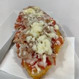 Tostada de atún y queso