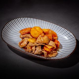 64. Manzo con patate