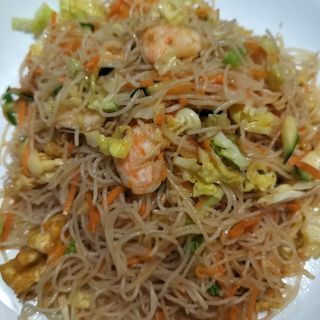 317 Spaghetti di riso con gamberi