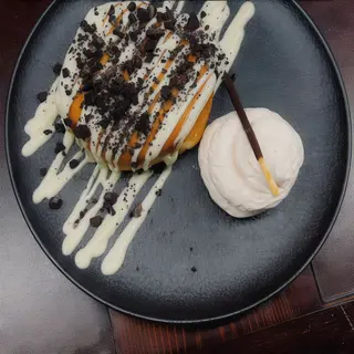 Donut Casero De Chocolate Blanco Y Oreo (1 Ud.)