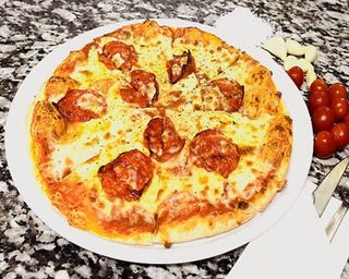 7. Pizza Chouriço