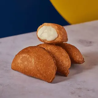 MINI EMPANADAS QUESO