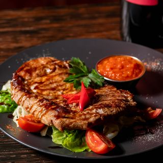 Стейк із свинини (250/60/50гр)