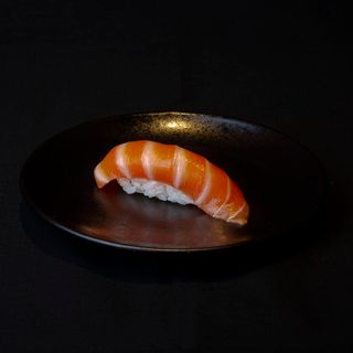 Nigiri de Salmón