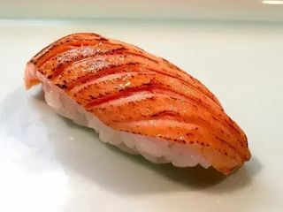 НІГІРІ ЛОСОСЬ ГРИЛЬОВАНИЙ (45/39g)