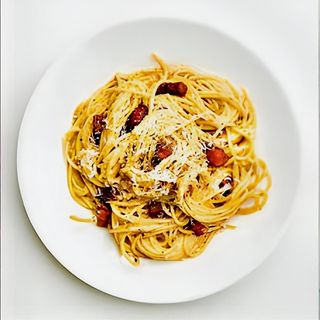 Spaghetti Carbonara + Du pain