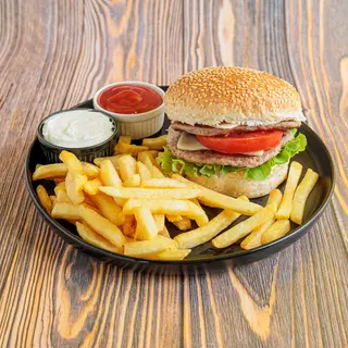 Classic burger i 200g pomfrita
