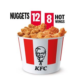 Bucket 12 Nuggets + 8 Hot Wings