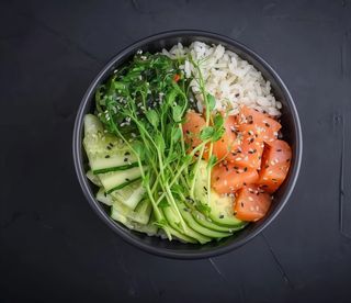 COMPLETA IL TUO POKE MEDIO