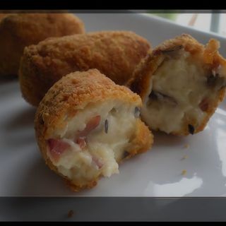 Croquetas Boletus con Jamón Ibérico