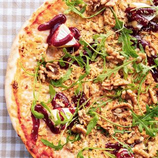 Pizza De Autor De Pollo Con Camembert Y Arándanos (33 Cm.)