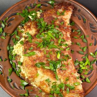 Великий дерун з куркою в фірмовому соусі