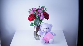 Bouquet + Teddy + Vase 