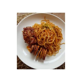 Spaghetti And Half Chicken