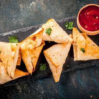 Plato De Samosas (6 Uds.)