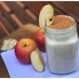 A glass of apple pie