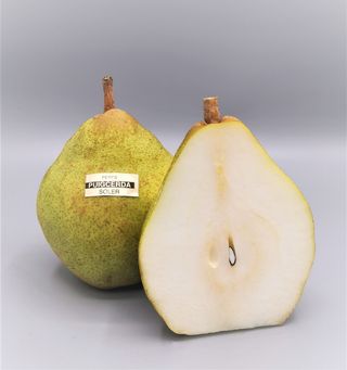 Pera Puigcerdà 1 Kg. (3 Uds.)