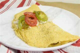 Omelette con gamberi e verdure