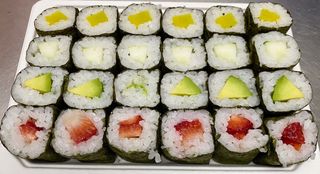 A11 - Rolo de Nabo, Rolo de Pepino, Rolo de Abacate e Rolo de Morango（24 un.)