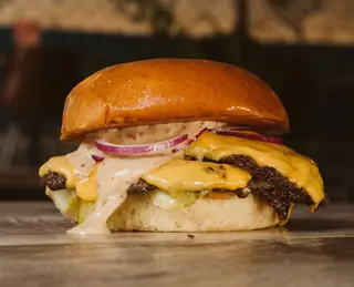 SMASH CHEESEBURGER