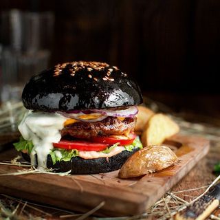 Black burger