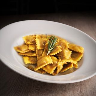 Agnolotto al sugo d'arrosto