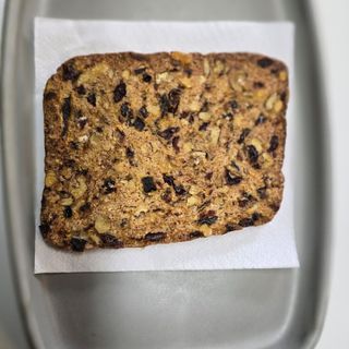 Biscuițe cu merișoare si nuci