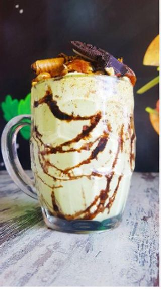 Smoothie D'avocat Et Fruits Sec