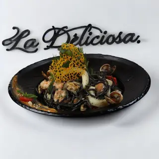 Spaghetti Al Nero Di Seppia Del Pescatore