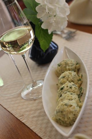 Картофено пюре с Филаделфия и билки