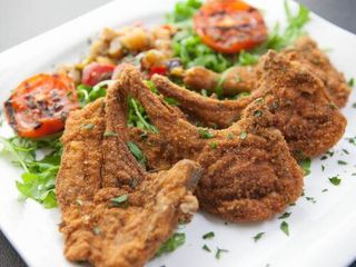 COSTOLETTA DI ABBACCHIO PANATA