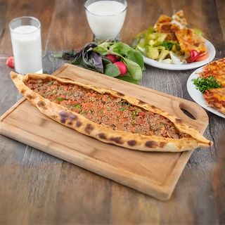 Kiymali Pide