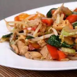 335. Pollo Con Verduras Variadas