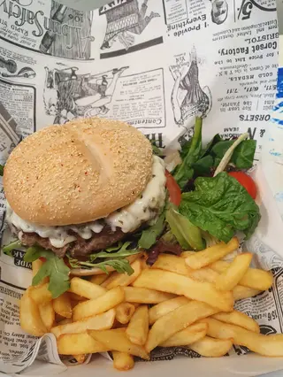Hamburguesa Casera Provolone