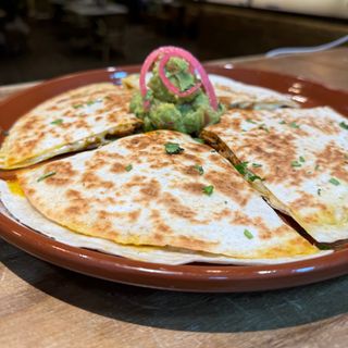 Quesadilla De Cochinita