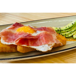 Especial Huevos Rotos