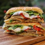 Мелт з куркою та сиром Моцарелла