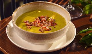 ბარდის კრემსუპი ბეკონით