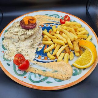 Piletina u sosu od šampinjona + Sok