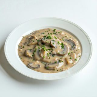 Ciuperci cu sos de smantana