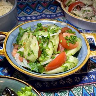 კიტრი პომიდვრის სალათი