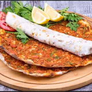 Lahmacum Solo Ensalada