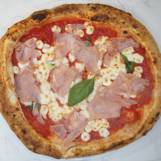 Pizza Margarita y jamón
