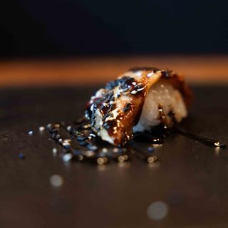 Nigiri de Anguila